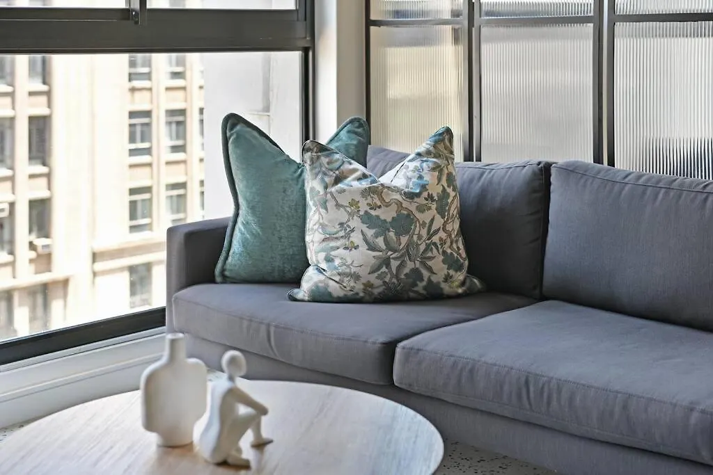 Zainab - Modern City Centre Aprt- City And Mountain Views! ケープタウン 0*,  南アフリカ
