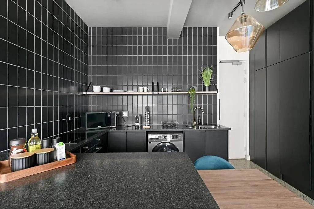 Zainab - Modern City Centre Aprt- City And Mountain Views! Cape Town Apartment